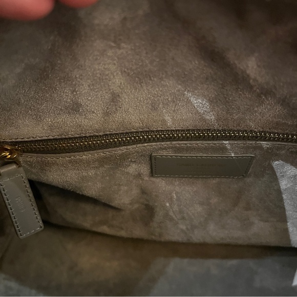 Saint Laurent Classic Duffle 6 Smooth Leather Zip Top Doctor Crossbody Tote Bag - Picture 11 of 16